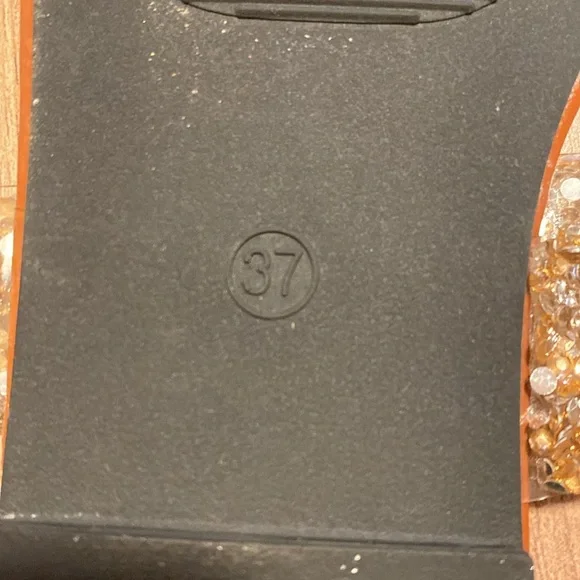 Gold/Silver Sandals - Picture 3 of 4